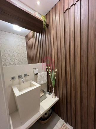 Imagem Apartamento com 3 Quartos à Venda, 120 m² em Centro - Balneário Camboriú Imagem Apartamento com 3 Quartos à Venda, 120 m² em Centro - Balneário Camboriú