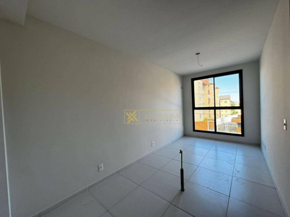 Imagem Apartamento com 2 Quartos à Venda, 45 m² em Serraria - São José
