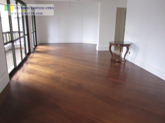 Apartamento com 3 Quartos à Venda, 210 m² em Vila Nova Conceição - São Paulo