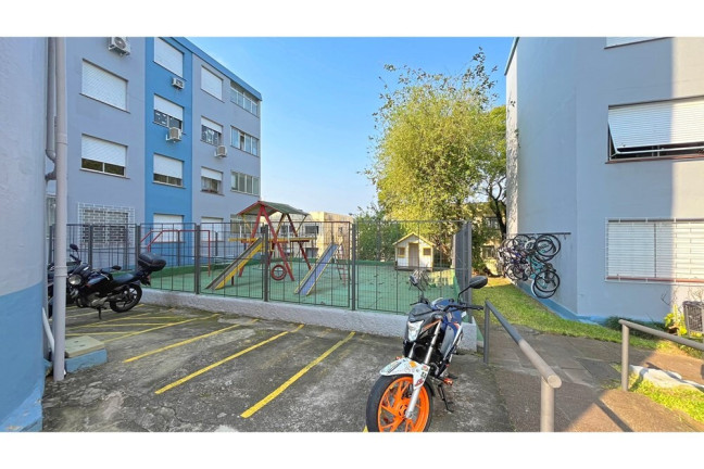 Imagem Apartamento com 2 Quartos à Venda, 53 m² em Santo Antônio - Porto Alegre Imagem Apartamento com 2 Quartos à Venda, 53 m² em Santo Antônio - Porto Alegre