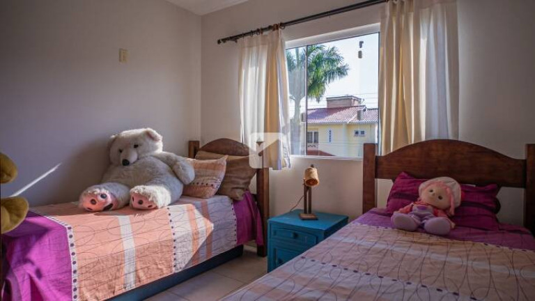 Imagem Casa de Condomínio com 4 Quartos à Venda, 388 m² em Cachoeira Do Bom Jesus - Florianópolis