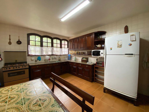 Imagem Casa com 5 Quartos à Venda, 2.400 m² em Iucas - Teresópolis Imagem Casa com 5 Quartos à Venda, 2.400 m² em Iucas - Teresópolis