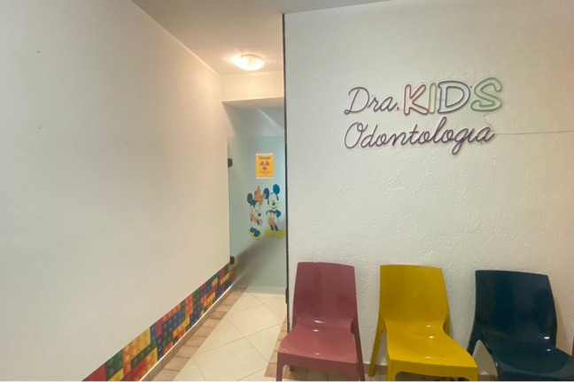 Sala Comercial à Venda, 32 m² em Vila Isabel - Rio De Janeiro