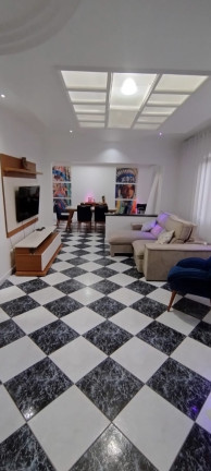 Imagem Sobrado com 3 Quartos à Venda, 240 m² em Maracanã - Praia Grande Imagem Sobrado com 3 Quartos à Venda, 240 m² em Maracanã - Praia Grande