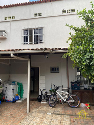 Imagem Casa com 5 Quartos à Venda, 200 m² em Centro - Vila Velha