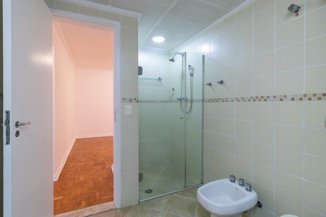 Imagem Apartamento com 2 Quartos à Venda, 101 m² em Moema - São Paulo Imagem Apartamento com 2 Quartos à Venda, 101 m² em Moema - São Paulo