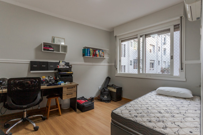 Imagem Apartamento com 2 Quartos à Venda, 74 m² em Rio Branco - Porto Alegre Imagem Apartamento com 2 Quartos à Venda, 74 m² em Rio Branco - Porto Alegre