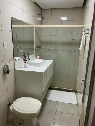 Imagem Imóvel com 3 Quartos à Venda, 120 m² em Flamengo - Rio De Janeiro Imagem Imóvel com 3 Quartos à Venda, 120 m² em Flamengo - Rio De Janeiro