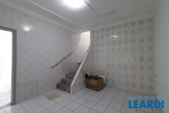 Imagem Casa com 3 Quartos para Alugar, 200 m² em Jardim Cristiane - Santo André