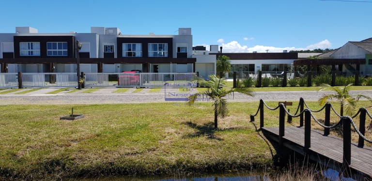 Imagem Imóvel com 2 Quartos à Venda, 77 m² em Xangrila - Xangrila