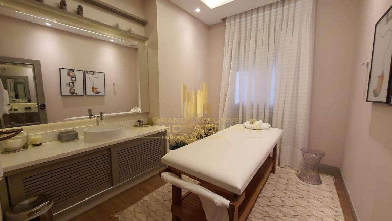 Imagem Apartamento com 3 Quartos à Venda, 140 m² em Centro - Balneário Camboriú Imagem Apartamento com 3 Quartos à Venda, 140 m² em Centro - Balneário Camboriú