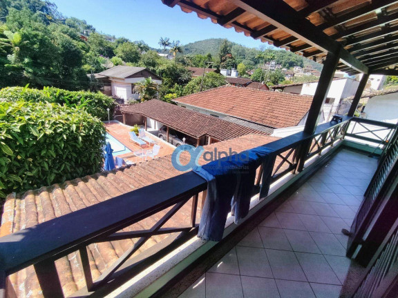 Imagem Casa com 3 Quartos à Venda, 232 m² em Duarte Silveira - Petrópolis Imagem Casa com 3 Quartos à Venda, 232 m² em Duarte Silveira - Petrópolis