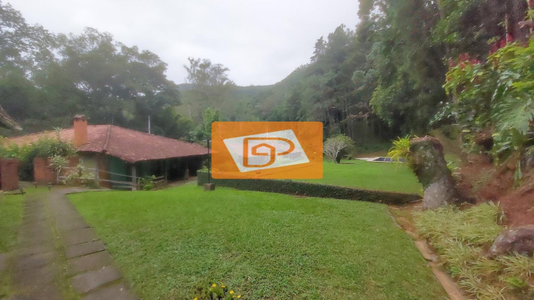 Imagem Fazenda à Venda, 8.553 m² em Araras - Petrópolis