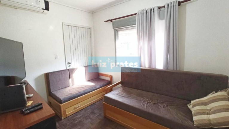 Imagem Casa com 2 Quartos à Venda, 130 m² em Cavalhada - Porto Alegre