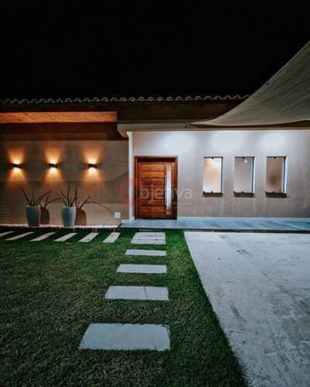 Imagem Casa com 3 Quartos à Venda, 216 m² em Foguete - Cabo Frio Imagem Casa com 3 Quartos à Venda, 216 m² em Foguete - Cabo Frio