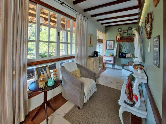 Imagem Casa com 4 Quartos à Venda, 250 m² em Barra Do Imbuí - Teresópolis