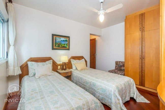 Imagem Apartamento com 3 Quartos à Venda, 185 m² em Centro - Balneário Camboriú Imagem Apartamento com 3 Quartos à Venda, 185 m² em Centro - Balneário Camboriú