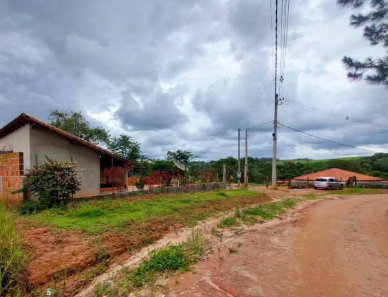 Imagem Casa com 1 Quarto à Venda, 1.306 m² em Maracanã - Atibaia
