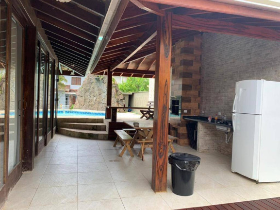Imagem Casa com 3 Quartos à Venda, 450 m² em Horto Florestal - Ubatuba