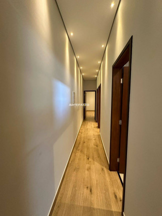 Imagem Casa com 3 Quartos à Venda, 125 m²