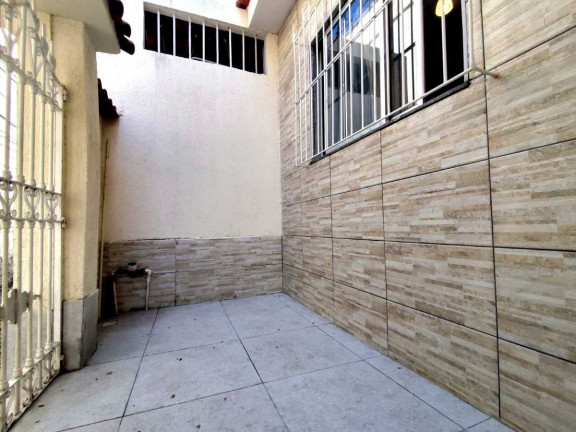 Imagem Casa com 2 Quartos à Venda, 100 m² em Grajaú - Rio De Janeiro