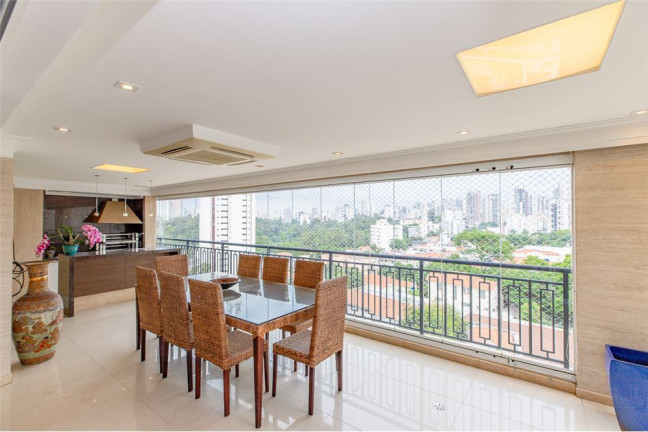 Imagem Apartamento com 4 Quartos à Venda, 277 m² em Aclimação - São Paulo Imagem Apartamento com 4 Quartos à Venda, 277 m² em Aclimação - São Paulo