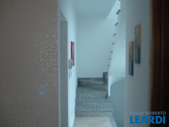 Imagem Sobrado com 2 Quartos para Alugar, 100 m² em Vila Príncipe De Gales - Santo André Imagem Sobrado com 2 Quartos para Alugar, 100 m² em Vila Príncipe De Gales - Santo André