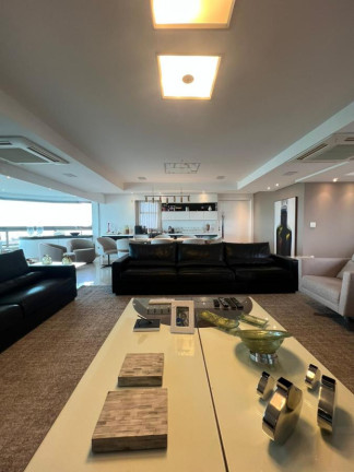 Imagem Apartamento com 4 Quartos à Venda, 266 m² em Casa Forte - Recife