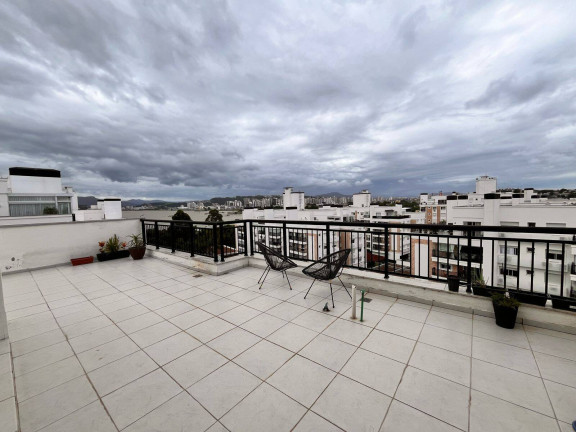 Apartamento com 3 Quartos à Venda, 173 m² em Abraão - Florianópolis
