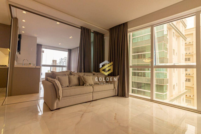 Imagem Apartamento com 3 Quartos à Venda, 140 m² em Meia Praia - Itapema