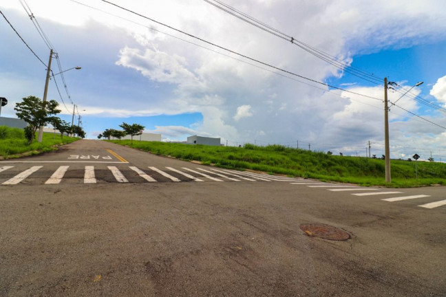 Imagem Terreno à Venda, 1.000 m² em Centro Industrial E Tecnológico De Santa Bárbara D'oeste - Santa Bárbara D'oeste Imagem Terreno à Venda, 1.000 m² em Centro Industrial E Tecnológico De Santa Bárbara D'oeste - Santa Bárbara D'oeste