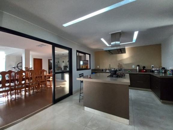 Imagem Sobrado com 5 Quartos à Venda, em Setor Central - Gurupi Imagem Sobrado com 5 Quartos à Venda, em Setor Central - Gurupi