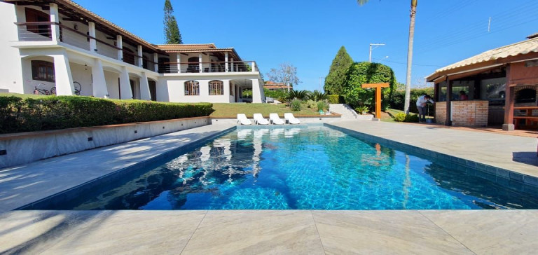 Casa com 5 Quartos à Venda, 438 m² em Condomínio Novo Horizonte - Piracaia