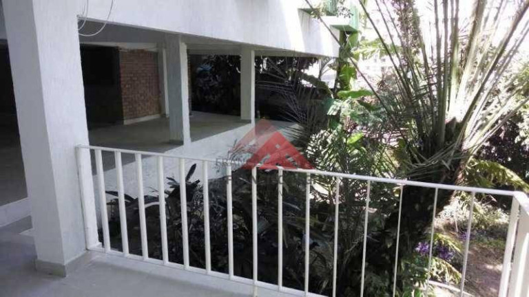 Imagem Casa com 2 Quartos à Venda, 440 m² em Santa Rosa - Niterói Imagem Casa com 2 Quartos à Venda, 440 m² em Santa Rosa - Niterói