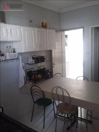 Imagem Casa com 3 Quartos à Venda, 190 m² em Nova Parnamirim - Parnamirim Imagem Casa com 3 Quartos à Venda, 190 m² em Nova Parnamirim - Parnamirim
