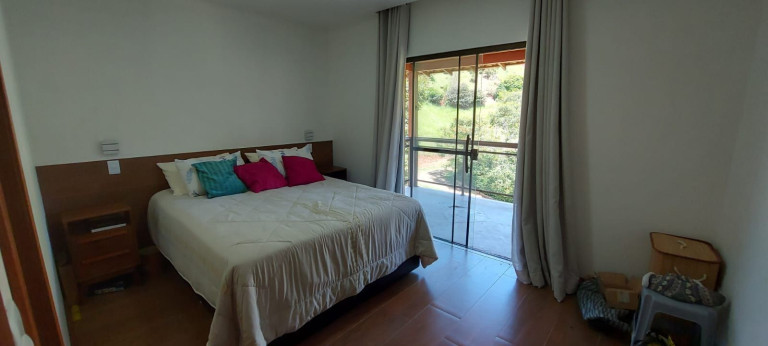 Imagem Casa com 2 Quartos à Venda, 310 m² em Sebastiana - Teresópolis Imagem Casa com 2 Quartos à Venda, 310 m² em Sebastiana - Teresópolis