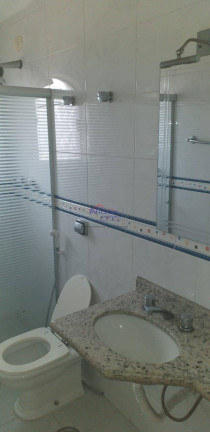 Imagem Casa com 5 Quartos à Venda,  em Guarulhos