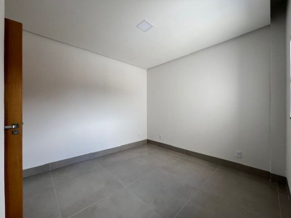 Imagem Sobrado com 3 Quartos à Venda, 183 m² em Jardim Presidente - Goiânia