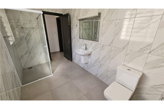 Imagem Casa com 3 Quartos à Venda,  em Mirandópolis - São Paulo