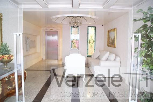 Imagem Apartamento com 3 Quartos à Venda, 151 m² em Centro - Balneário Camboriú Imagem Apartamento com 3 Quartos à Venda, 151 m² em Centro - Balneário Camboriú
