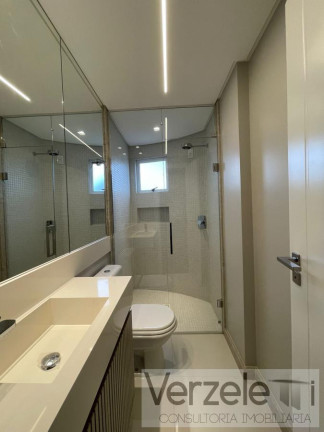 Imagem Apartamento com 3 Quartos à Venda, 136 m² em Centro - Balneário Camboriú Imagem Apartamento com 3 Quartos à Venda, 136 m² em Centro - Balneário Camboriú