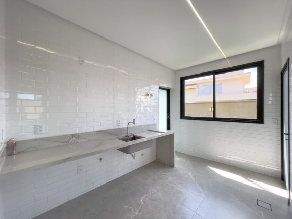 Imagem Casa com 4 Quartos à Venda, 295 m² em Residencial Goiânia Golfe Clube - Goiânia Imagem Casa com 4 Quartos à Venda, 295 m² em Residencial Goiânia Golfe Clube - Goiânia
