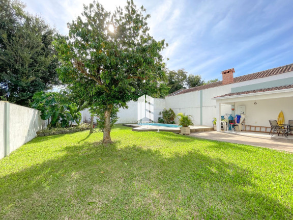 Imagem Casa com 3 Quartos à Venda, 150 m² em Camobi - Santa Maria