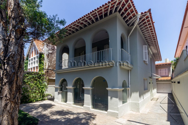 Casa com 4 Quartos à Venda, 500 m² em Jardim Paulista - São Paulo