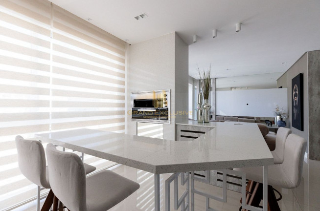 Imagem Apartamento com 4 Quartos à Venda, 167 m² em Centro - Balneário Camboriú Imagem Apartamento com 4 Quartos à Venda, 167 m² em Centro - Balneário Camboriú