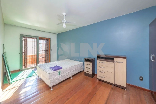 Imagem Casa com 3 Quartos à Venda, 262 m² em Auxiliadora - Porto Alegre Imagem Casa com 3 Quartos à Venda, 262 m² em Auxiliadora - Porto Alegre