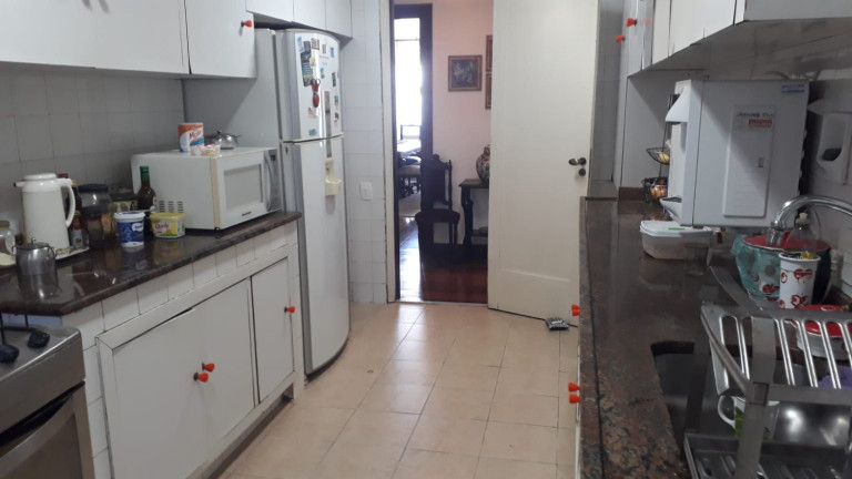 Imagem Apartamento com 3 Quartos à Venda, em Copacabana - Rio De Janeiro Imagem Apartamento com 3 Quartos à Venda, em Copacabana - Rio De Janeiro
