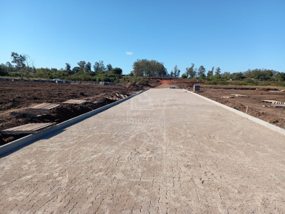 Imagem Terreno à Venda, 300 m² em Diácono João Luiz Pozzobon - Santa Maria Imagem Terreno à Venda, 300 m² em Diácono João Luiz Pozzobon - Santa Maria