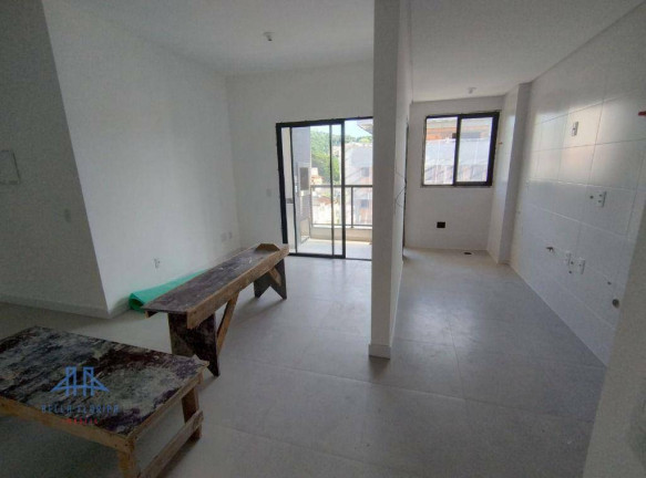 Imagem Apartamento com 2 Quartos à Venda, 73 m² em Centro - Florianópolis