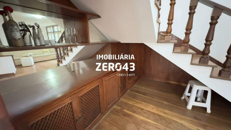 Imagem Casa com 4 Quartos à Venda, 302 m² em Jardim Nova Londrina - Londrina Imagem Casa com 4 Quartos à Venda, 302 m² em Jardim Nova Londrina - Londrina